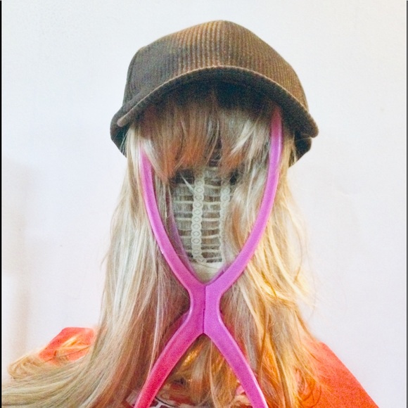 HATS🤎 Brown corduroy adjustable baseball hat/cap. NEW!’ - Picture 4 of 13